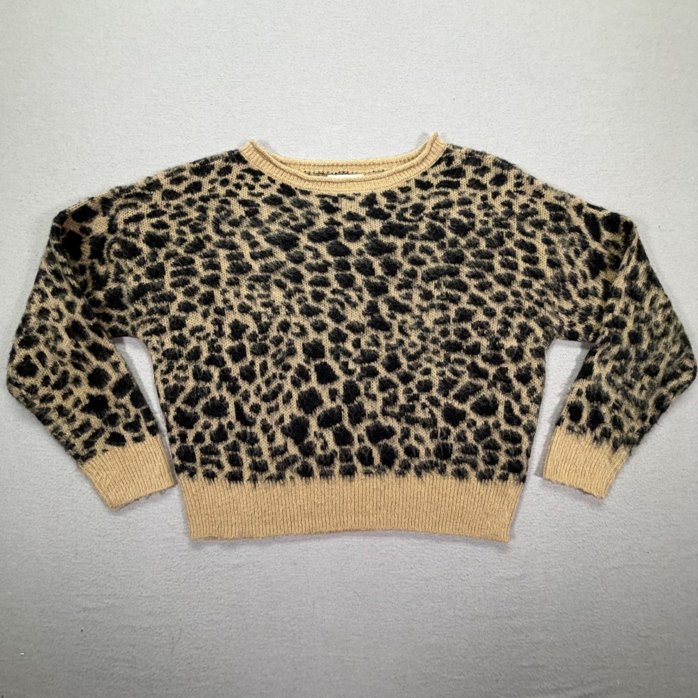 Jessica‎ Simpson Sweater Women M Tan Black Leopard Print Fuzzy Knit Pullover